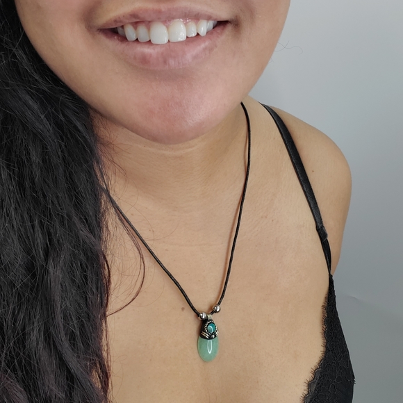 Dainty Stone Necklace Choker Boho Hand Crafted NEW - Picture 2 of 6